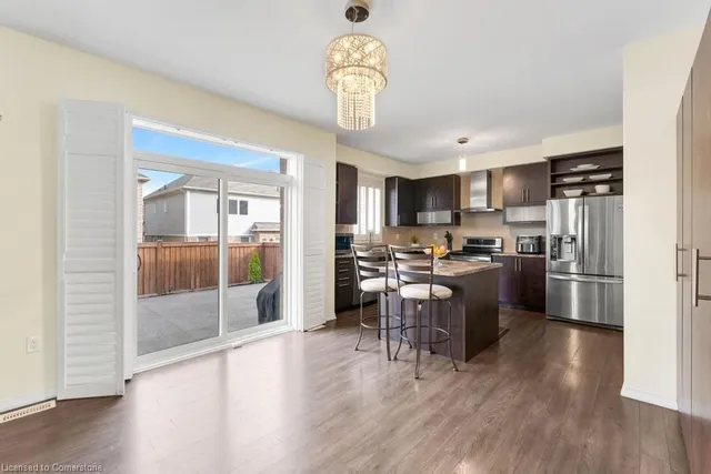 Additional image 14 of 71 Cook St