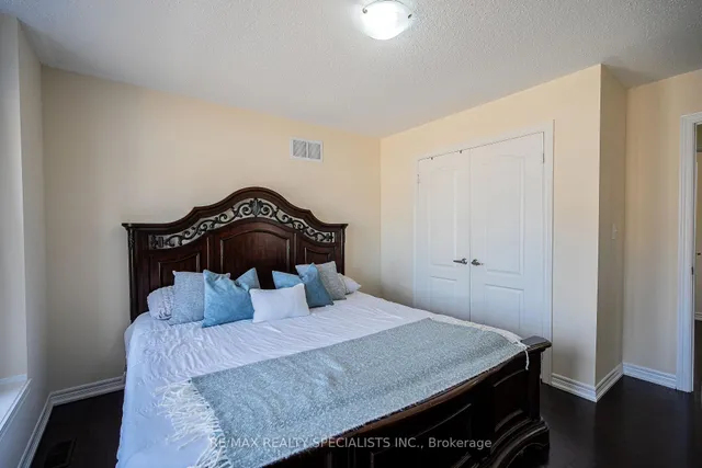 Additional image 4 of 49 Squire Ellis Dr