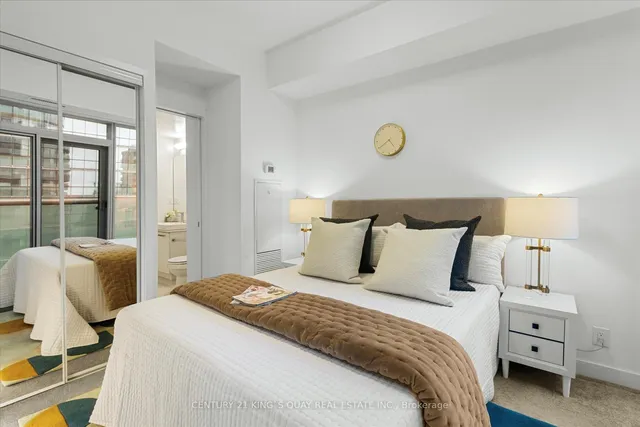 Additional image 19 of 12 York St Unit 2410