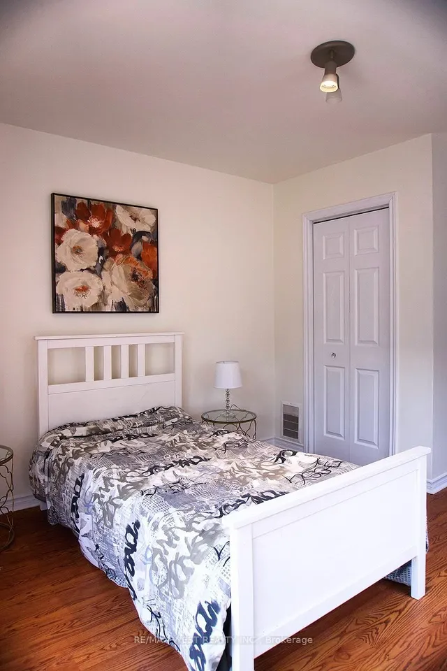 Additional image 17 of 15 Fourteenth St