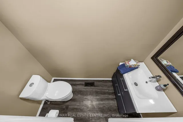 Additional image 12 of 1420 Garth St Unit 15