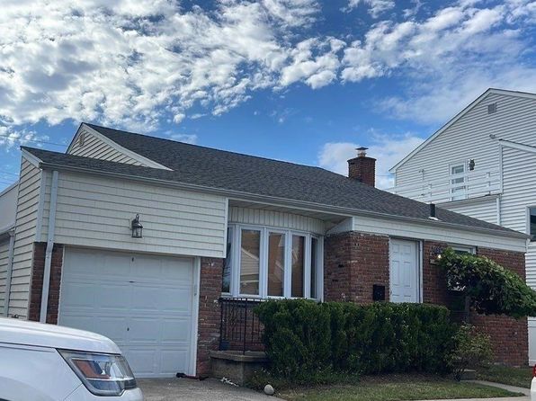 63 Kirkwood Street, Long Beach, NY 11561