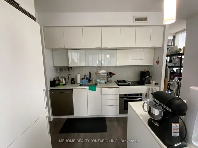 Additional image 11 of 110 Charles St Unit 2103