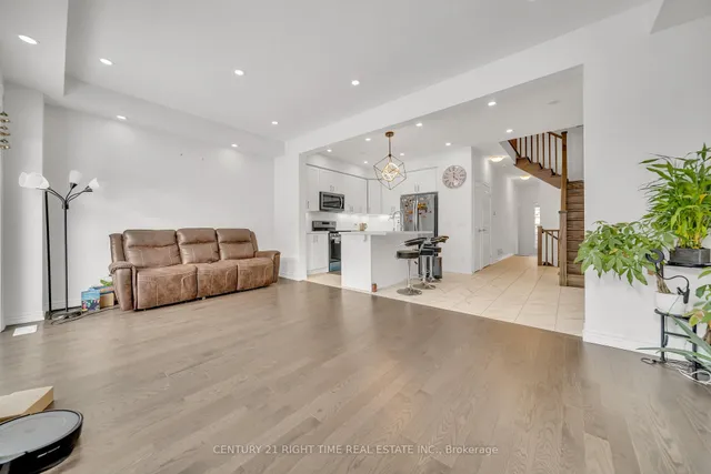 Additional image 10 of 26 Roywood St