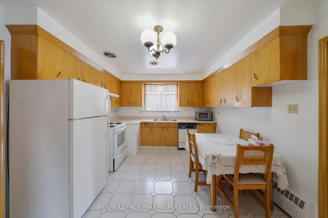 Additional image 14 of 28 Madron Cres