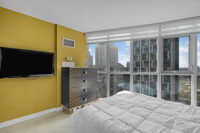 Additional image 34 of 21 Iceboat Terr Unit 2909