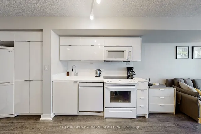 Additional image 15 of 21 Iceboat Terr Unit 1703