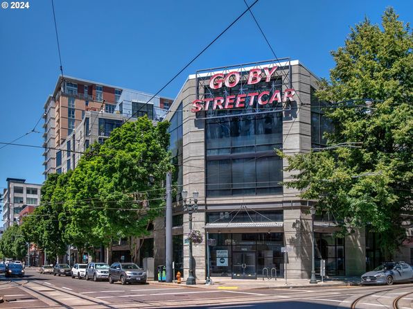 1030 NW 12th Ave APT 328, Portland, OR 97209