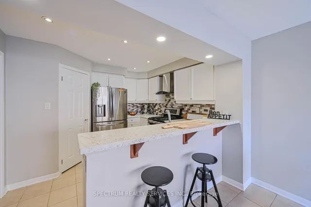 Additional image 21 of 901 Farmstead Dr