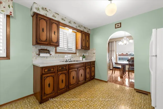 Additional image 15 of 43 Seaton Place Dr