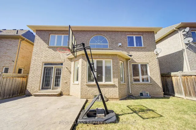 Additional image 42 of 566 North Park Blvd