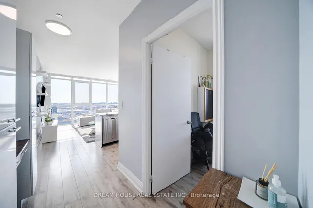 Additional image 9 of 1328 Birchmount Rd Unit PH2