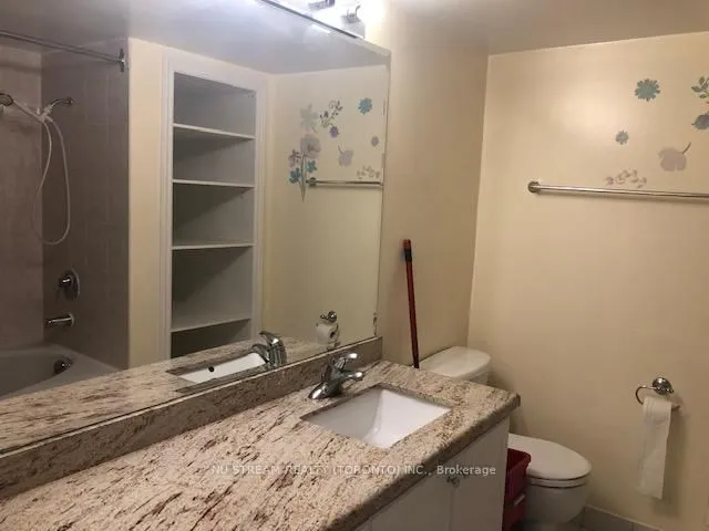 Additional image 9 of 711 Bay St Unit 912