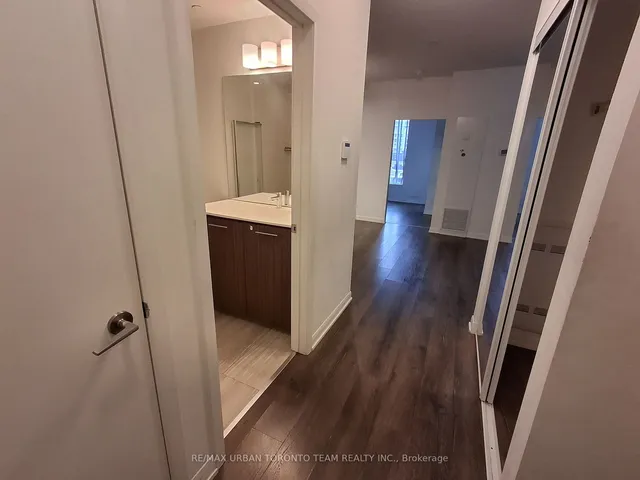 Additional image 5 of 435 Richmond St Unit 514