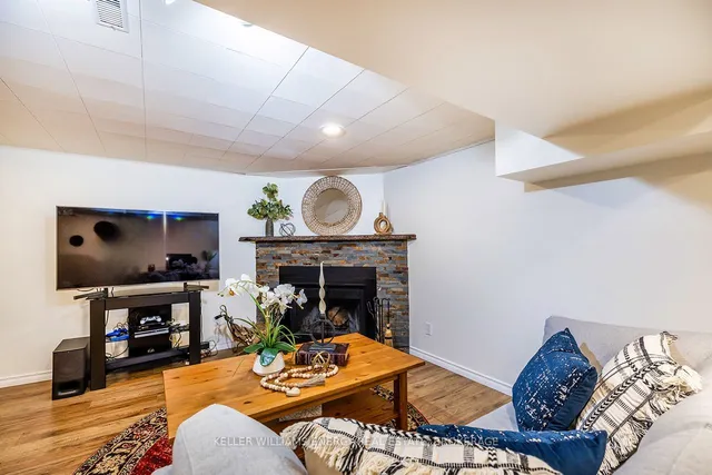 Additional image 36 of 107 Bellefontaine St