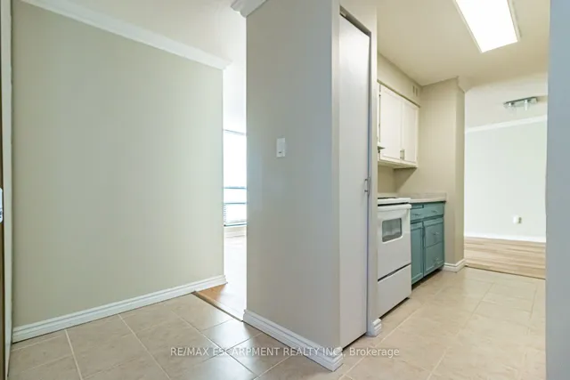 Additional image 7 of 222 Jackson St Unit 305