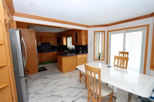 Additional image 5 of 60 Brookfield Crt