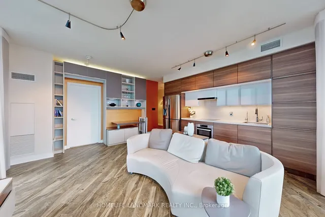 Additional image 4 of 33 Bay St Unit 4304