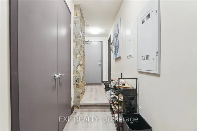 Additional image 10 of 121 King St Unit 105
