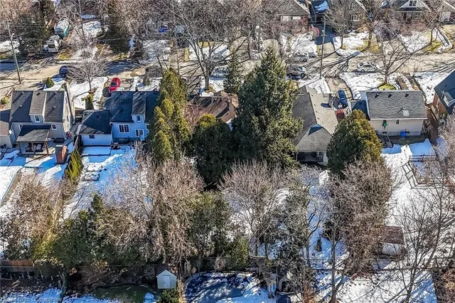 Additional image 44 of 50 Tweedsmuir Ave