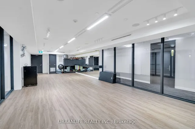 Additional image 20 of 158 Front St Unit 1404