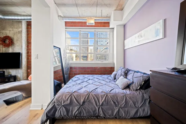 Additional image 19 of 10 Wellesley Pl Unit 302