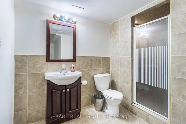 Additional image 38 of 46 Bottomwood St