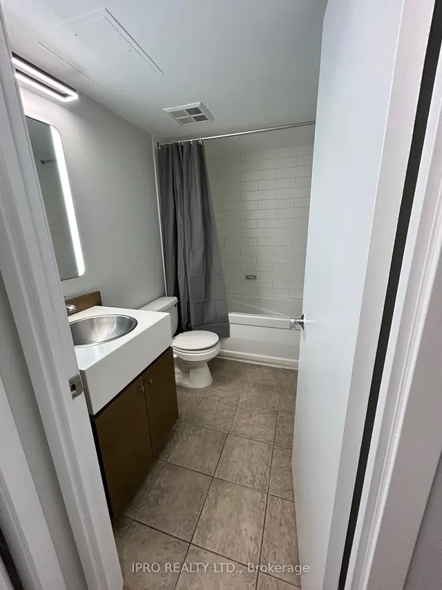 Additional image 23 of 10 Navy Wharf Crt Unit 612