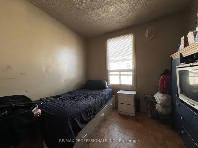 Additional image 18 of 4 Locust St