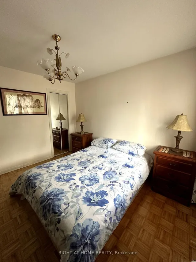 Additional image 15 of 28 Huntington Ave