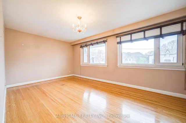 Additional image 16 of 12 Sorrel Crt