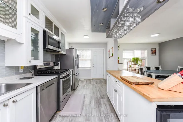 Additional image 8 of 49 Eden Park Dr