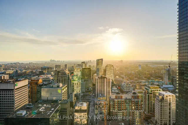 8 Cumberland St Unit 3803