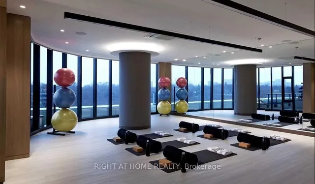 Additional image 21 of 575 Bloor St Unit 1502