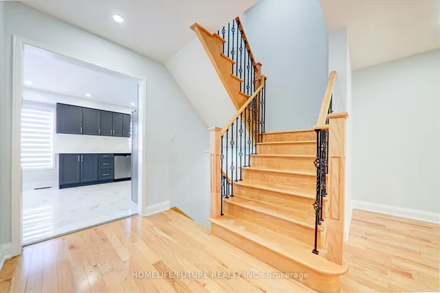 Additional image 23 of 30 Flatfield Terr