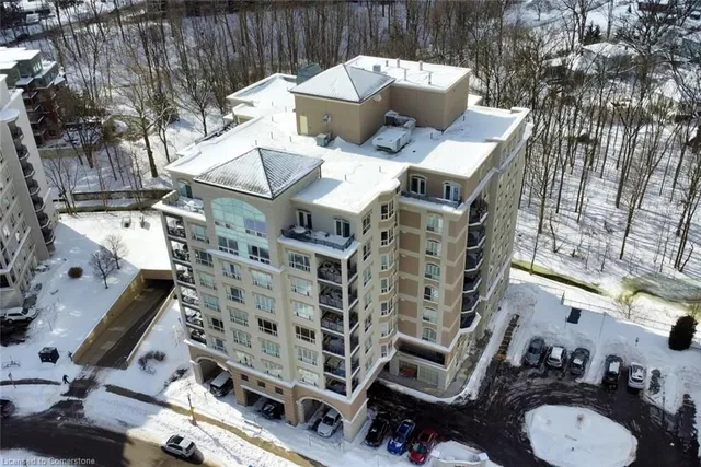 Additional image 2 of 3000 Creekside Dr Unit 304