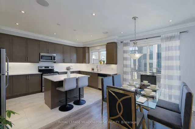 Additional image 9 of 3035 Creekshore Common N/A