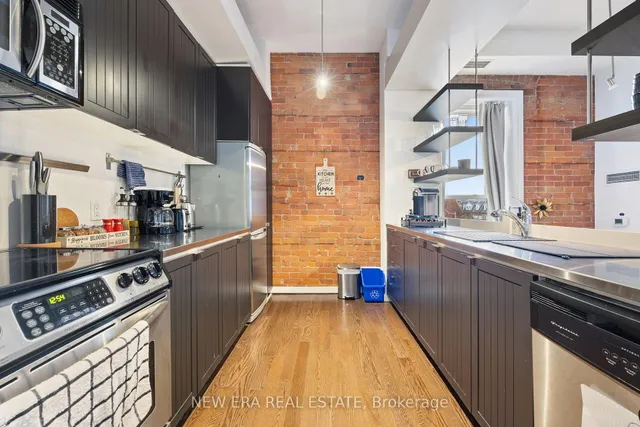 Additional image 16 of 915 King St Unit 307