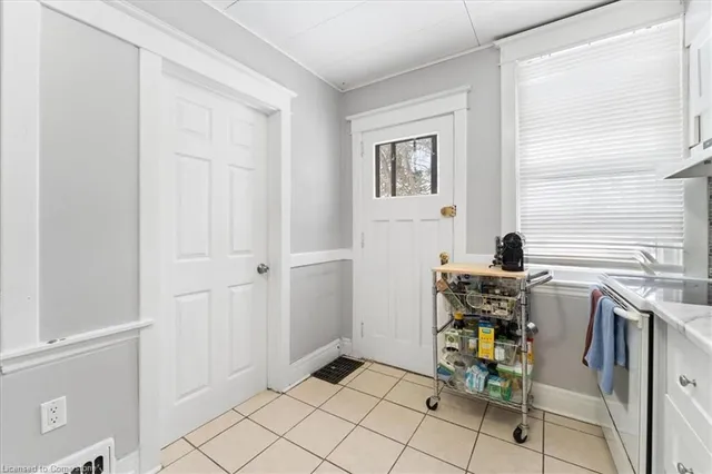Additional image 12 of 38 Arnold St