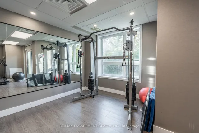Additional image 28 of 125 Shoreview Pl Unit 509