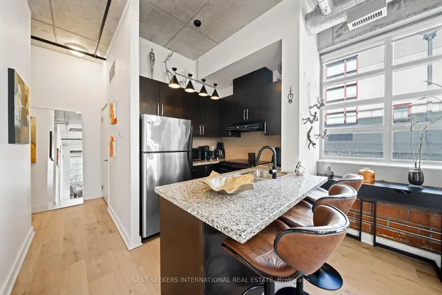 Additional image 16 of 10 Wellesley Pl Unit 302