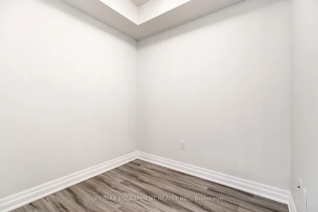 Additional image 9 of 125 Shoreview Pl Unit 510