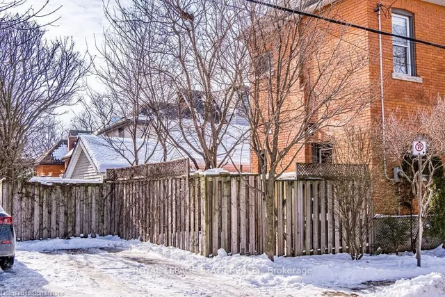Additional image 39 of 119 Ray St