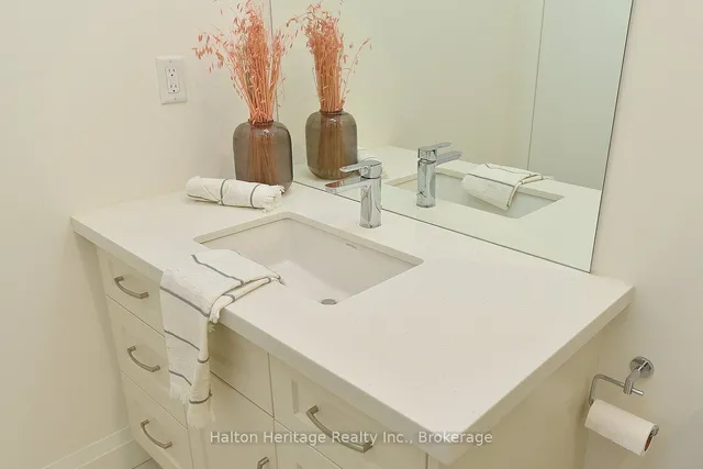 Additional image 27 of 30 Hamilton St Unit 106