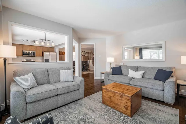 Additional image 17 of 212 Bradley Ave