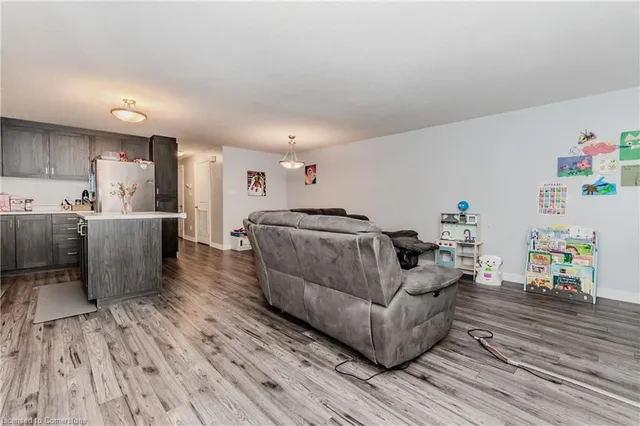 Additional image 5 of 1989 Ottawa St Unit 66H