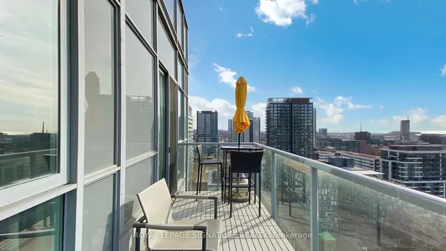 Additional image 24 of 25 Cole St Unit 1906