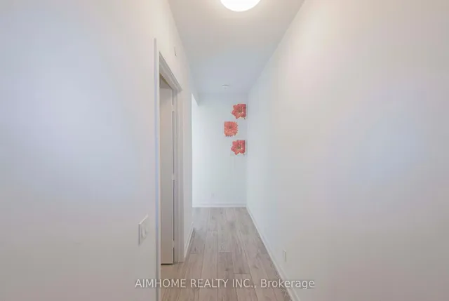 Additional image 5 of 108 Peter St Unit 817