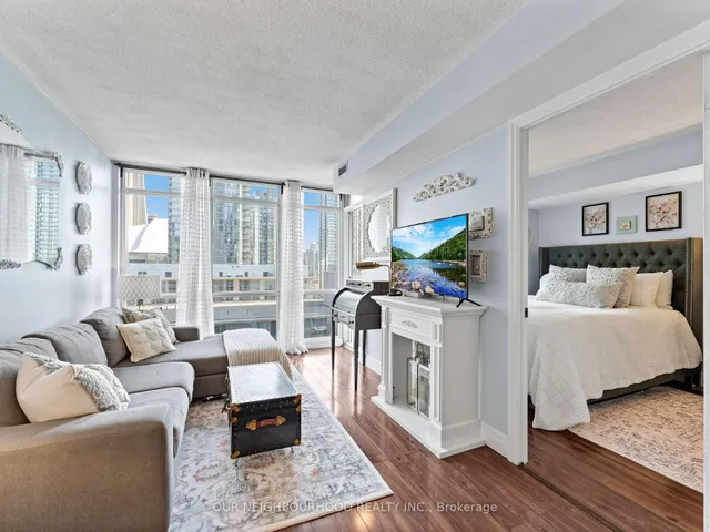 Additional image 45 of 15 Fort York Blvd Unit 1208