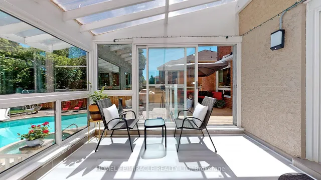 Additional image 32 of 24 Royal Rouge Tr